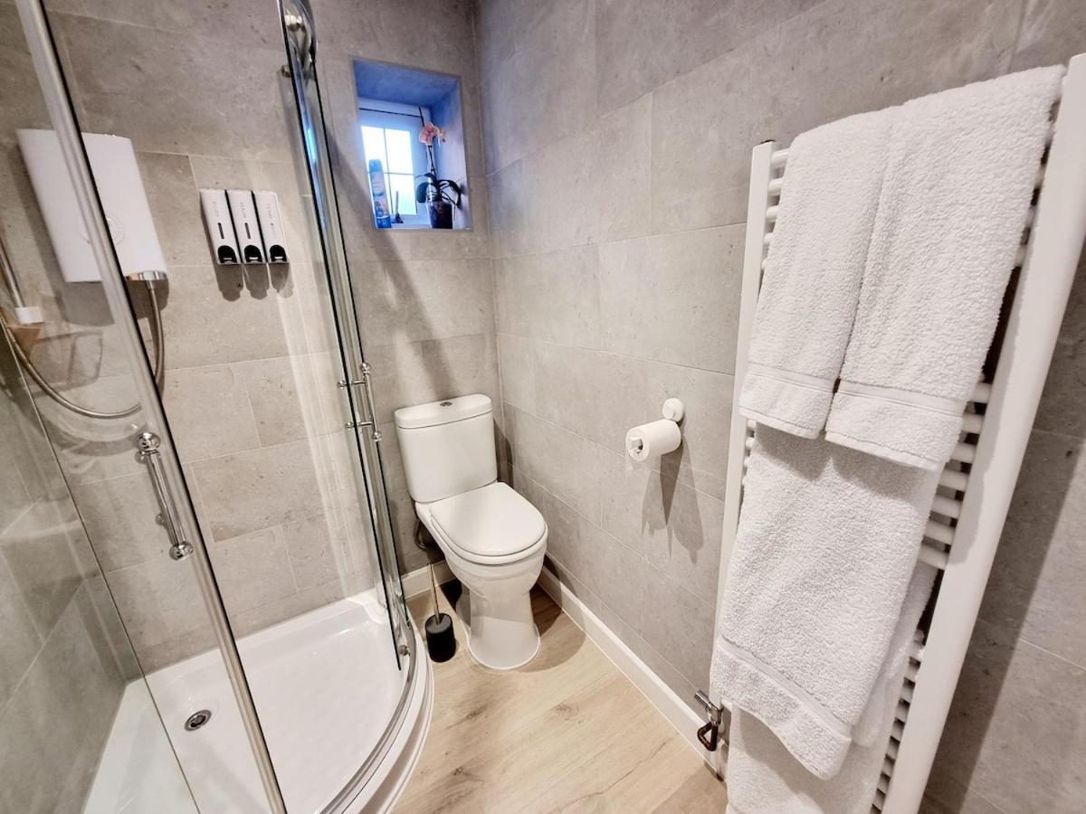 Private Self-Contained Place บอร์นมัธ ภายนอก รูปภาพ